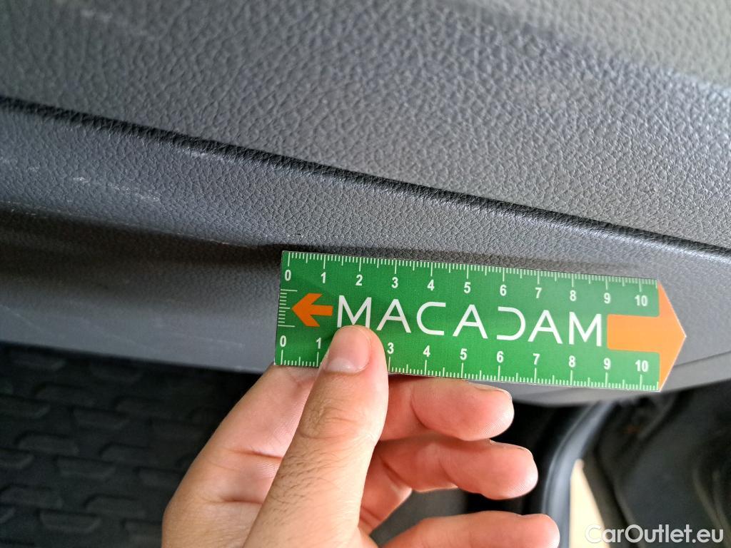  Volkswagen  Transporter VOLKSWAGEN   2019  4P  Fourgon tôlé 20 TDi 150 DSG7 L1H1 Business Line #28