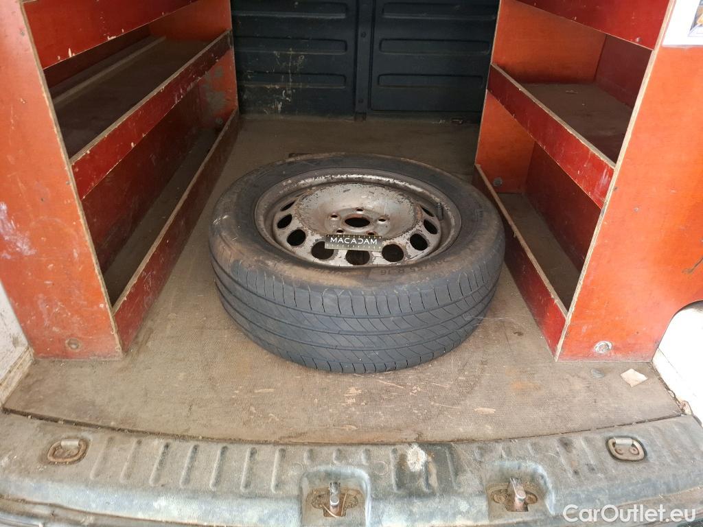  Volkswagen  Caddy VOLKSWAGEN  Van VU 4p Fourgonnette 2.0 TDI 122 4MOTION Business Line #42