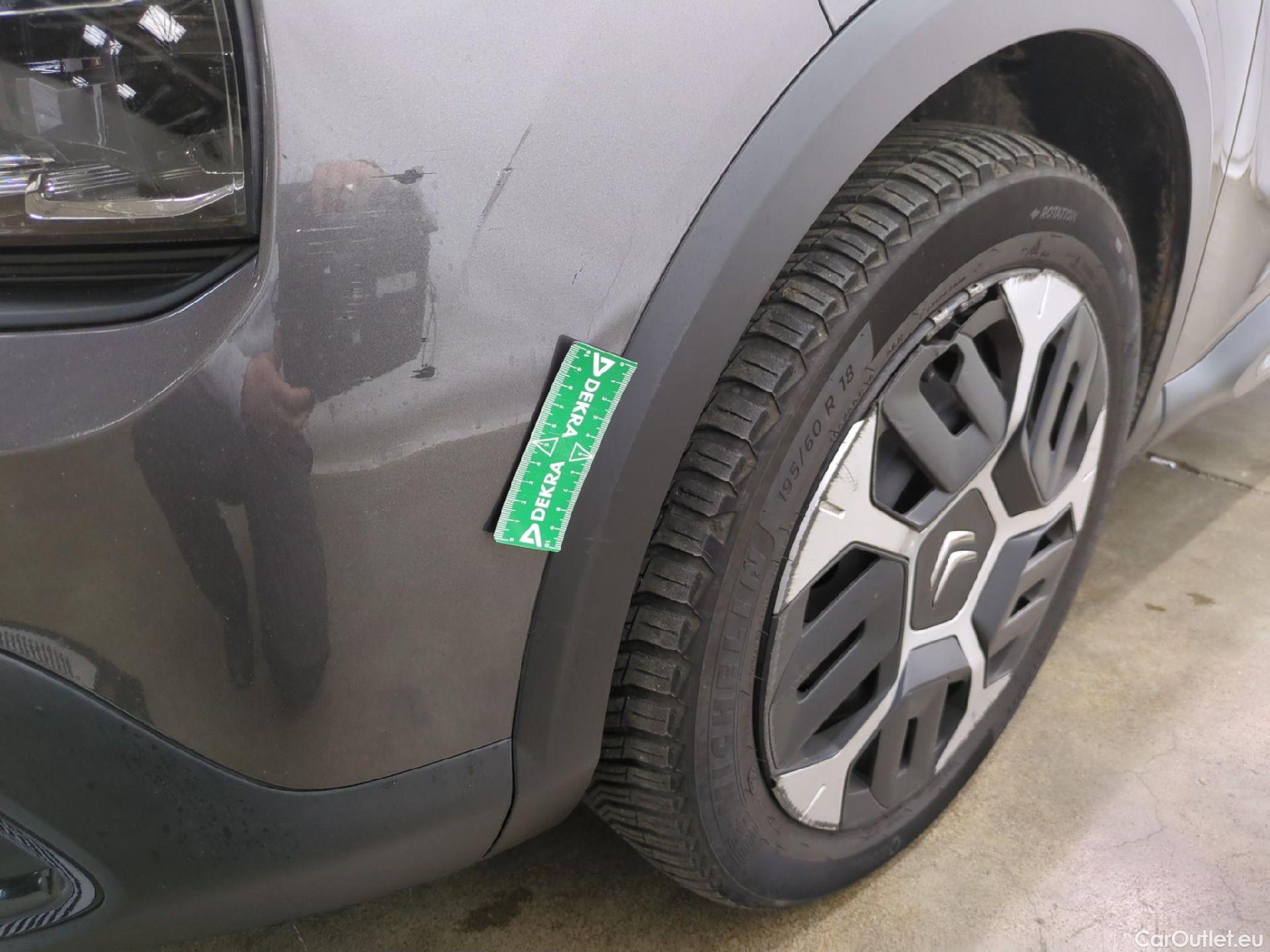  Citroen  C4  Berline Feel 1.2 PureTech 130CV BVA8 6E #41