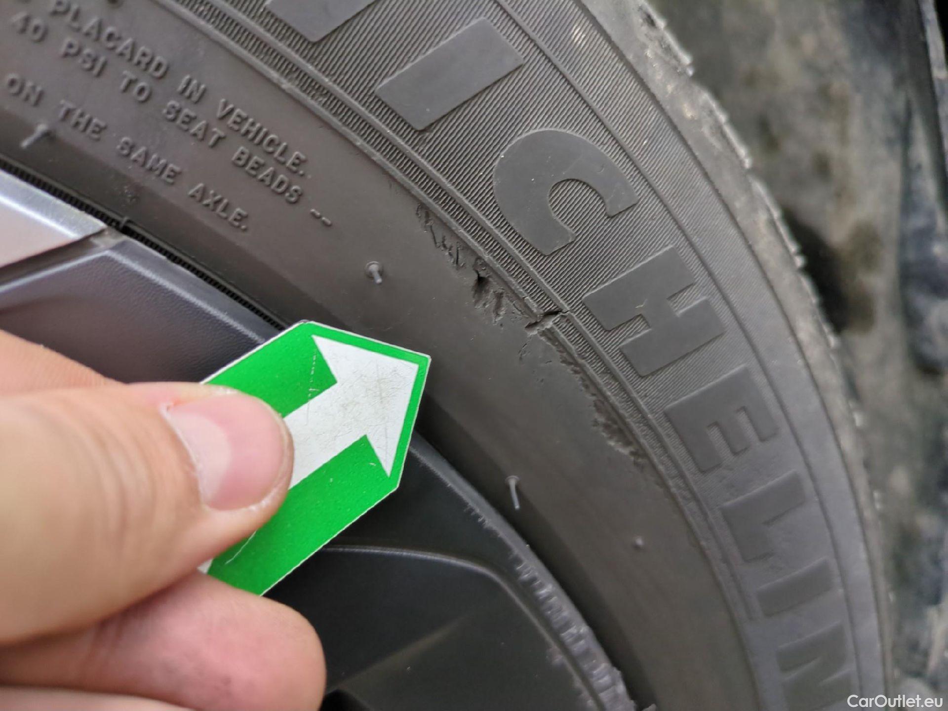  Citroen  C4  Berline Feel 1.2 PureTech 130CV BVA8 6E #11