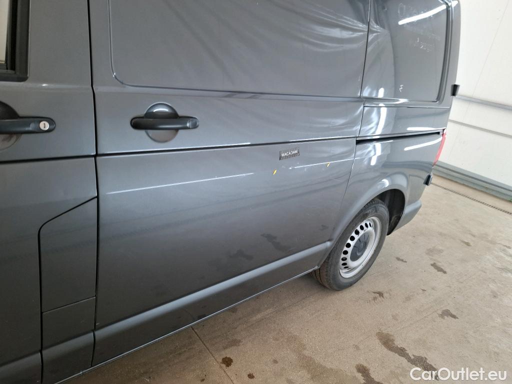  Volkswagen  Transporter T6  Fourgon 2.0 TDI 150CV BVA7 E6 #1