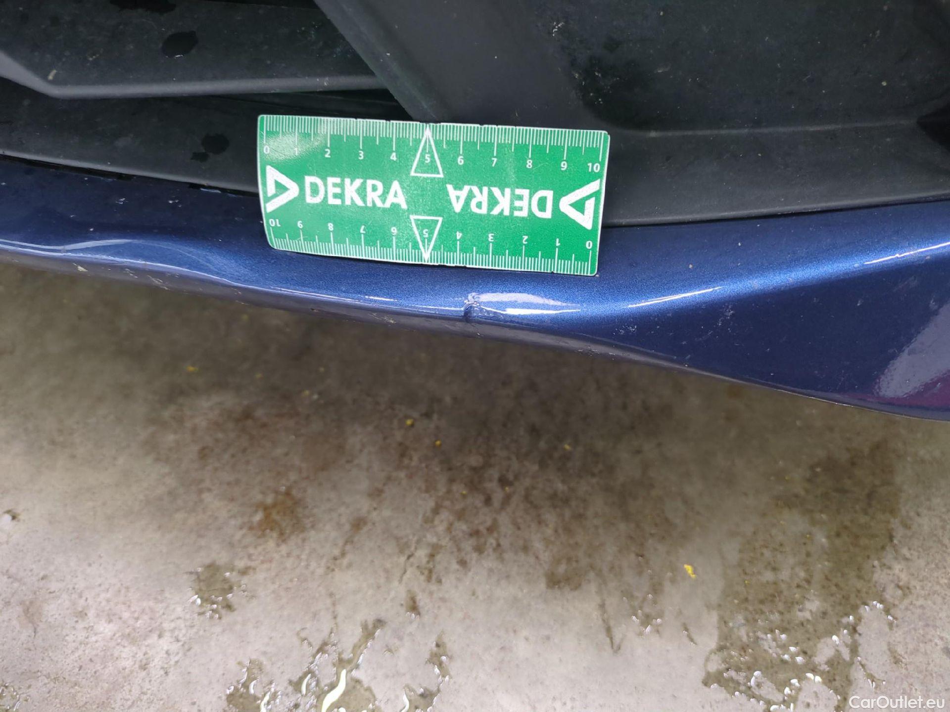  Bmw  Serie 2 BMW  Gran Tourer / 2018 / 5P / monospace 218d Business Design Auto #36