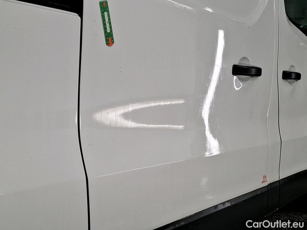  Renault  Trafic  Furgon Grand Confort L2H2 1200 1.6 dCi 125CV BVM6 E6 #18