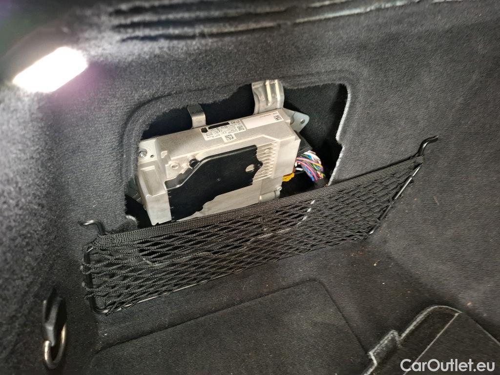  Bmw  Serie 3 Série 3 Touring 318 d Lounge 2.0 150CV BVA8 E6d #21