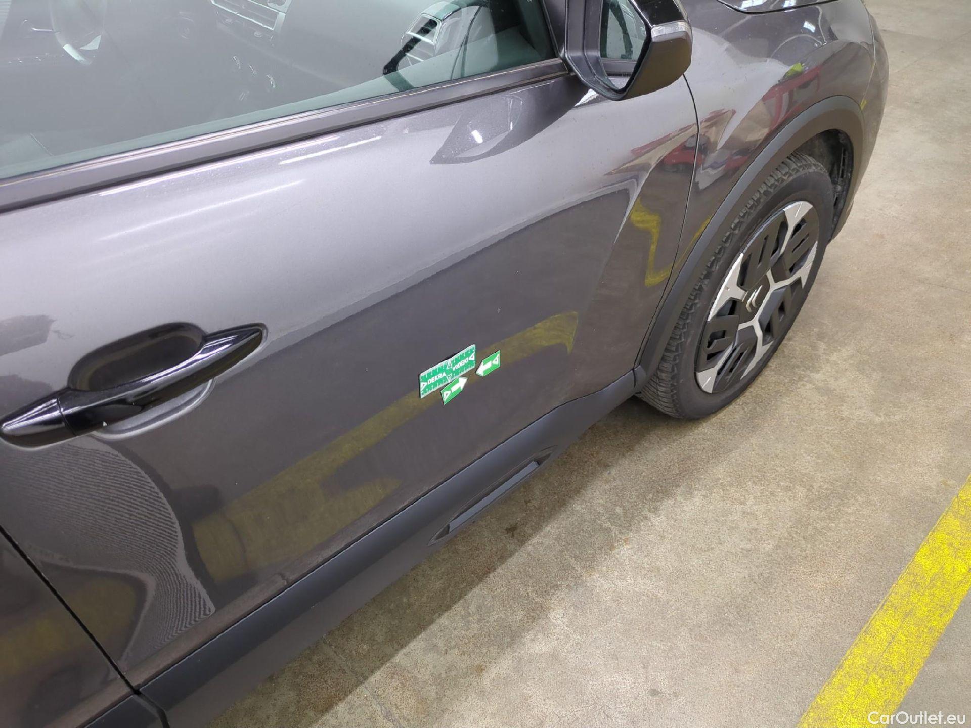  Citroen  C4  Berline Feel 1.2 PureTech 130CV BVA8 6E #24