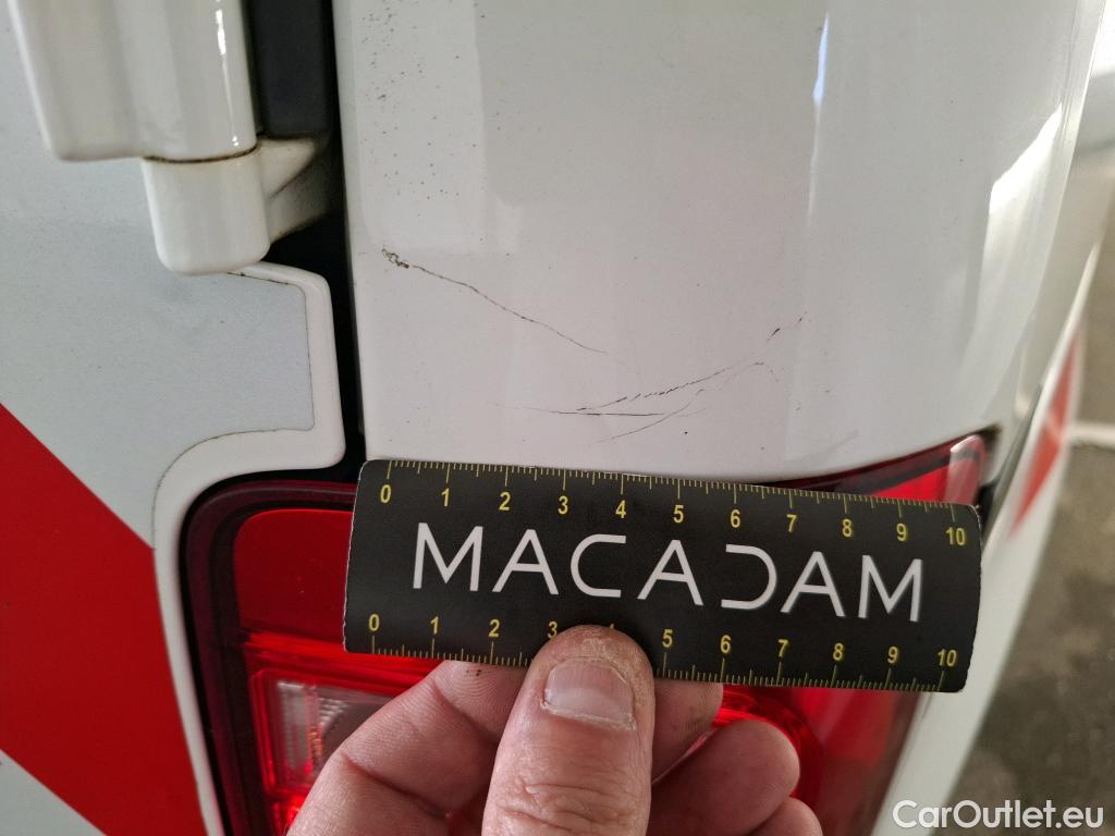  Volkswagen  Caddy VOLKSWAGEN  Van VU 4p Fourgonnette 2.0 TDI 122 4MOTION Business Line #70