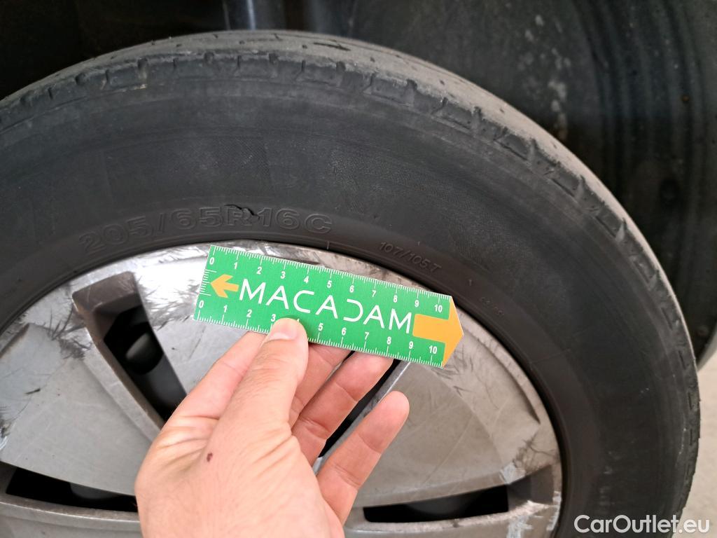  Volkswagen  Transporter VOLKSWAGEN   2019  4P  Fourgon tôlé 20 TDi 150 DSG7 L1H1 Business Line #5