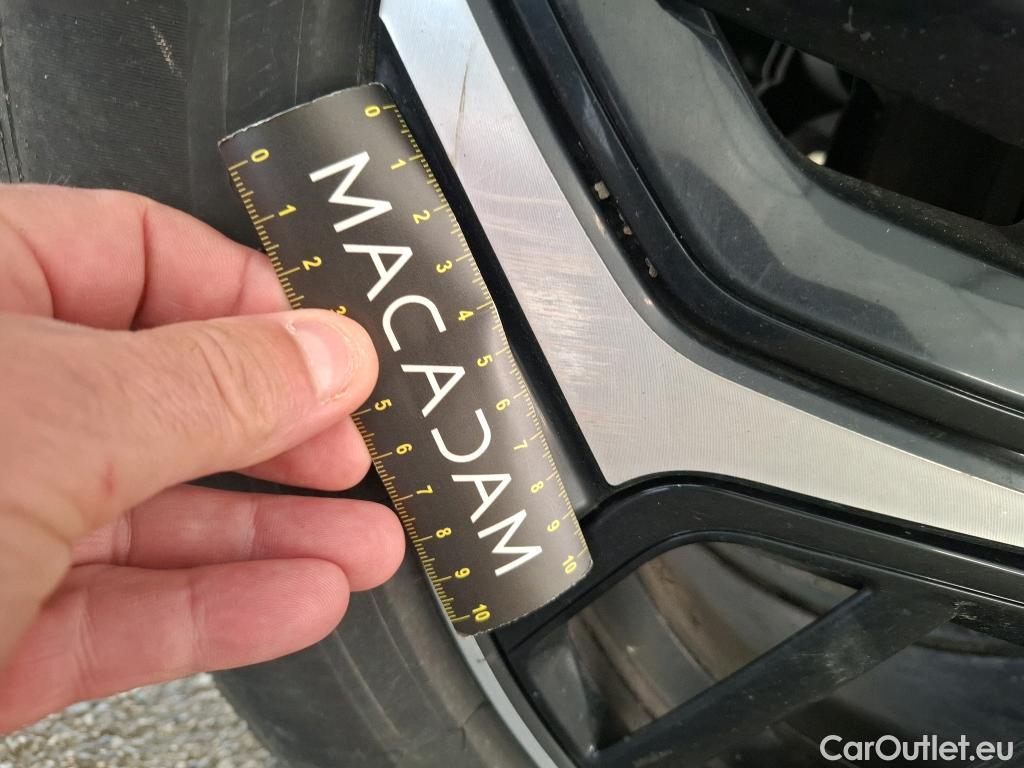  Citroen  C4  Berline Feel Pack Business 1.5 BlueHDI 130CV BVA8 E6d #4