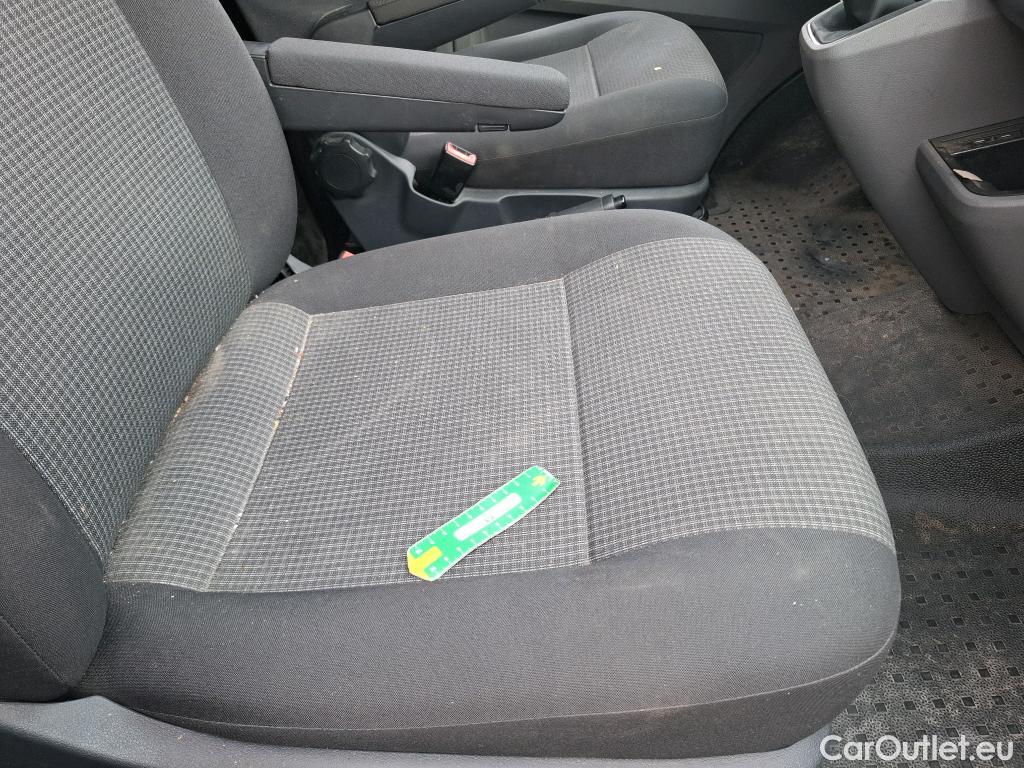  Volkswagen  Transporter VOLKSWAGEN  / 2019 / 4P / Fourgon tôlé 2.0 TDi 110 L2H1 Business Line #26