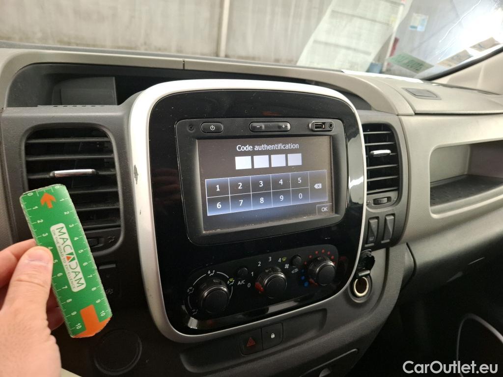  Renault  Trafic  Furgon Grand Confort L2H2 1200 1.6 dCi 125CV BVM6 E6 #46