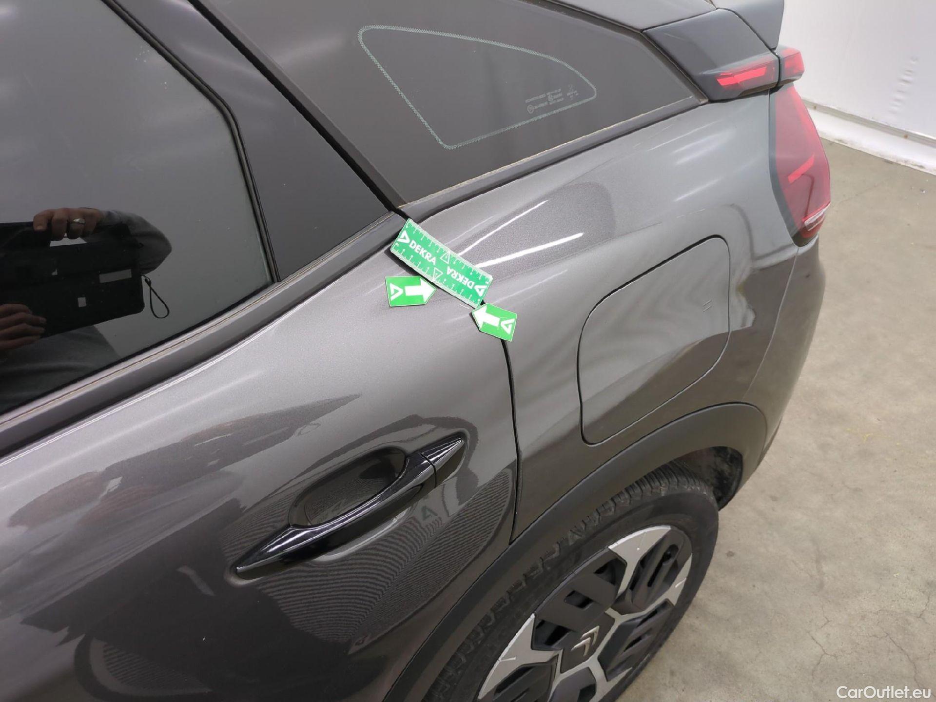  Citroen  C4  Berline Feel 1.2 PureTech 130CV BVA8 6E #50