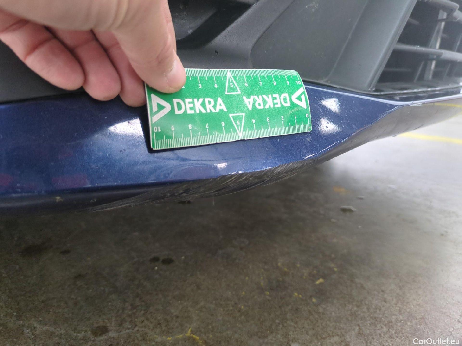  Bmw  Serie 2 BMW  Gran Tourer / 2018 / 5P / monospace 218d Business Design Auto #37