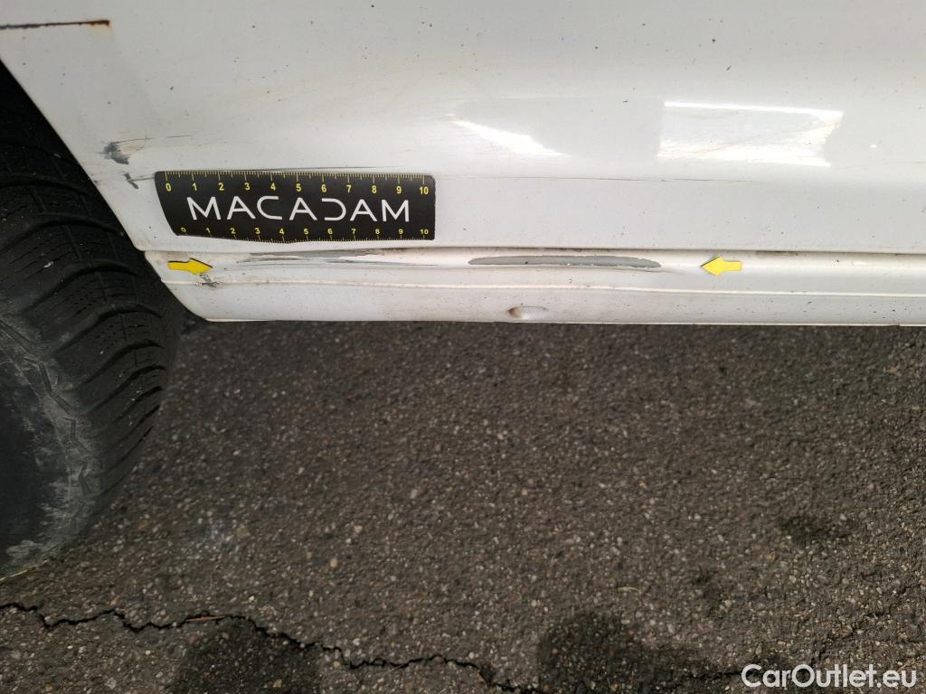  Volkswagen  Caddy VOLKSWAGEN  Van VU 4p Fourgonnette 2.0 TDI 122 4MOTION Business Line #12