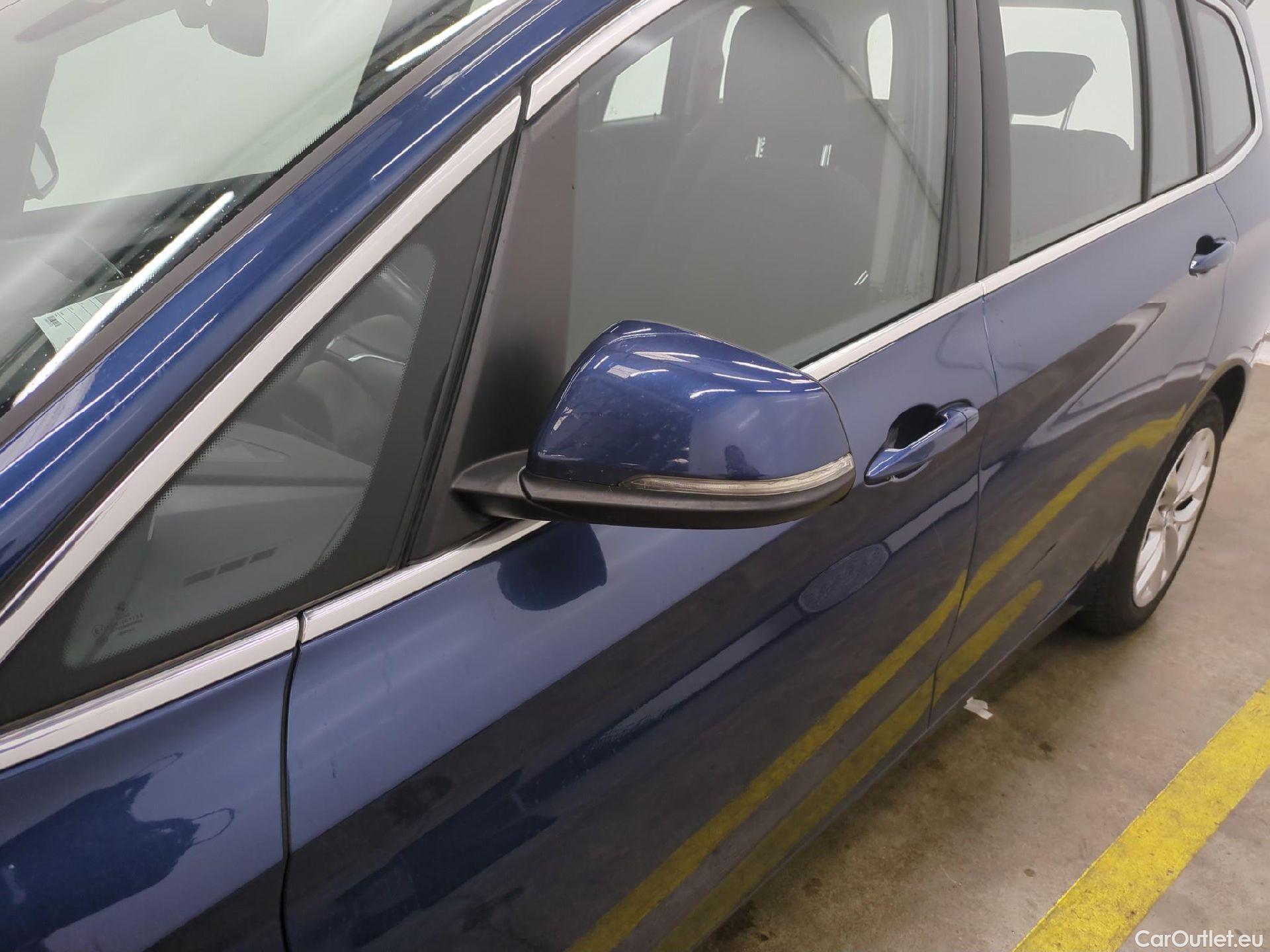  Bmw  Serie 2 BMW  Gran Tourer / 2018 / 5P / monospace 218d Business Design Auto #45