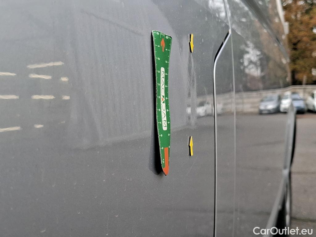  Volkswagen  Transporter VOLKSWAGEN  / 2019 / 4P / Fourgon tôlé 2.0 TDi 110 L2H1 Business Line #24