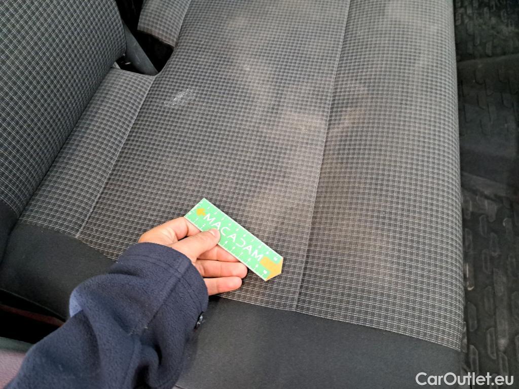  Volkswagen  Transporter VOLKSWAGEN   2019  4P  Fourgon tôlé 20 TDi 150 DSG7 L1H1 Business Line #20