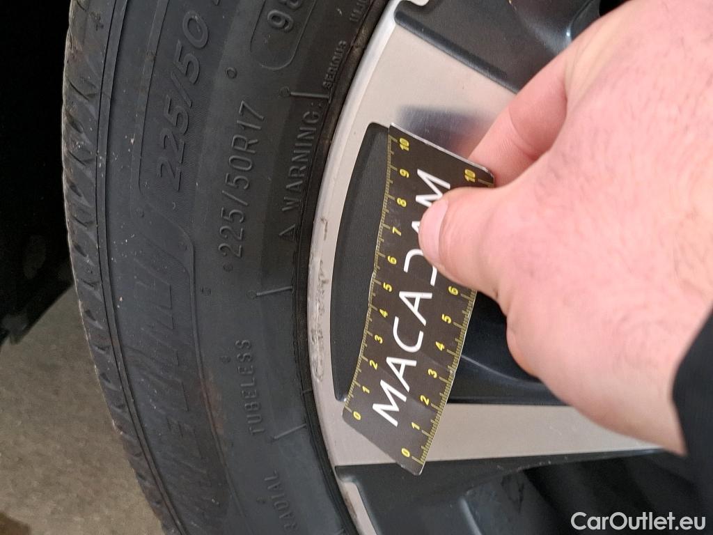  Bmw  Serie 3 Série 3 Touring 318 d Lounge 2.0 150CV BVA8 E6d #14