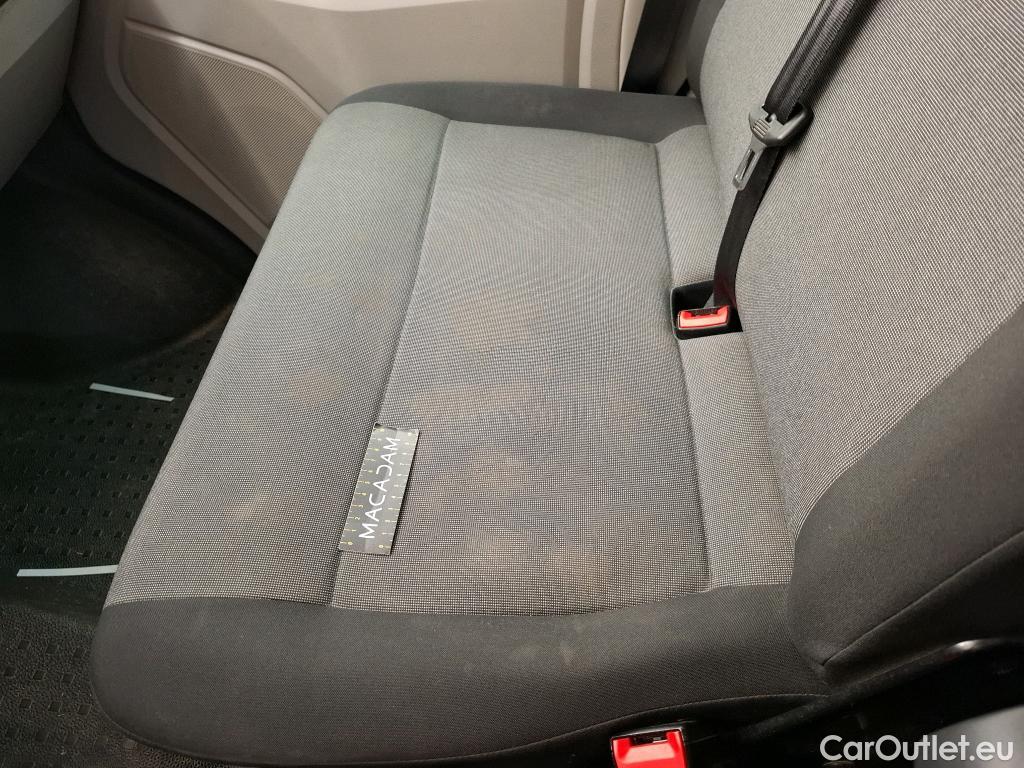  Volkswagen  Transporter T6  Fourgon 2.0 TDI 150CV BVA7 E6 #14