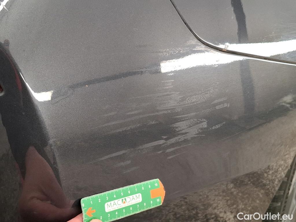  Hyundai  i30  cw Business 1.6 CRDi 115CV BVA7 E6d #25