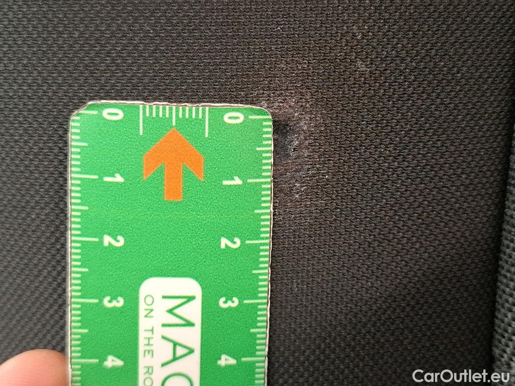  Hyundai  i30  cw Business 1.6 CRDi 115CV BVA7 E6d #5