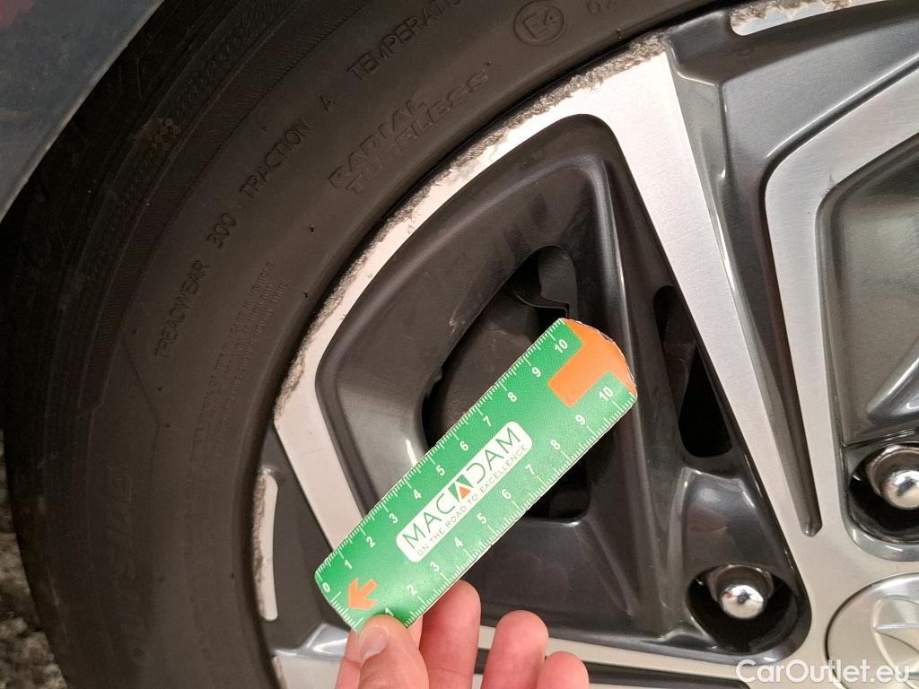  Hyundai  i30  cw Business 1.6 CRDi 115CV BVA7 E6d #10