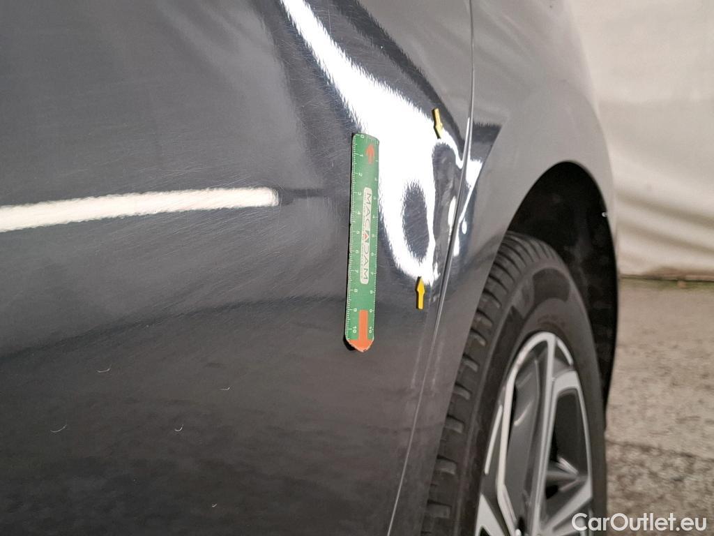  Hyundai  i30  cw Business 1.6 CRDi 115CV BVA7 E6d #13