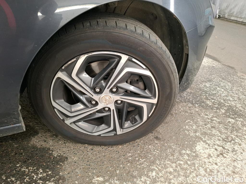  Hyundai  i30  cw Business 1.6 CRDi 115CV BVA7 E6d #80