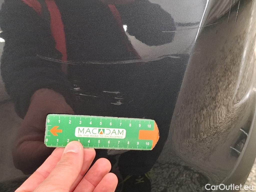  Hyundai  i30  cw Business 1.6 CRDi 115CV BVA7 E6d #23