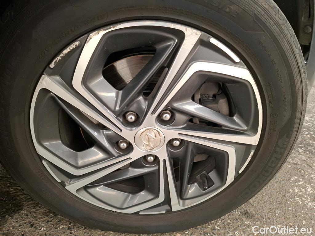  Hyundai  i30  cw Business 1.6 CRDi 115CV BVA7 E6d #54