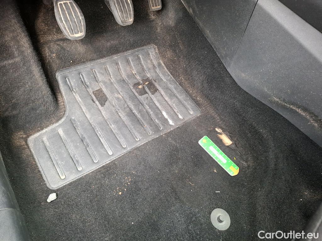  Peugeot  208  Active Business 1.5 HDi 100CV BVM6 E6d #1