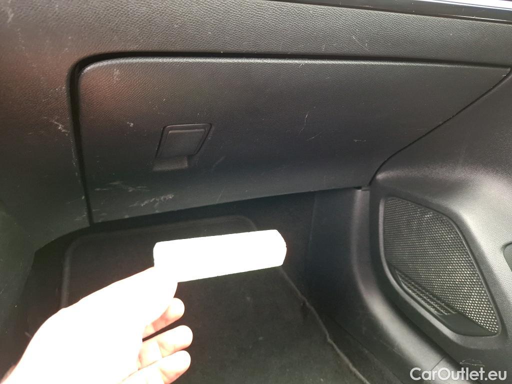  Peugeot  208  Active Business 1.5 HDi 100CV BVM6 E6d #34