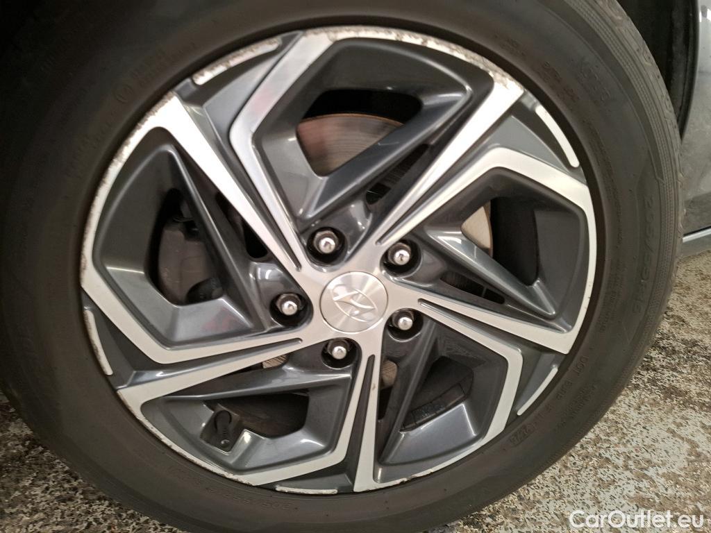  Hyundai  i30  cw Business 1.6 CRDi 115CV BVA7 E6d #7