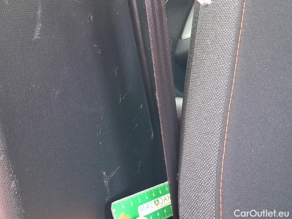  Peugeot  208  Active Business 1.5 HDi 100CV BVM6 E6d #50