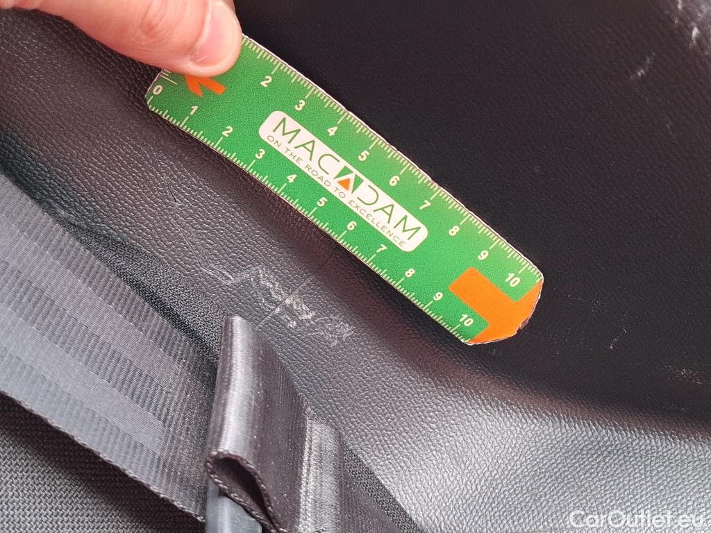  Peugeot  208  Active Business 1.5 HDi 100CV BVM6 E6d #38