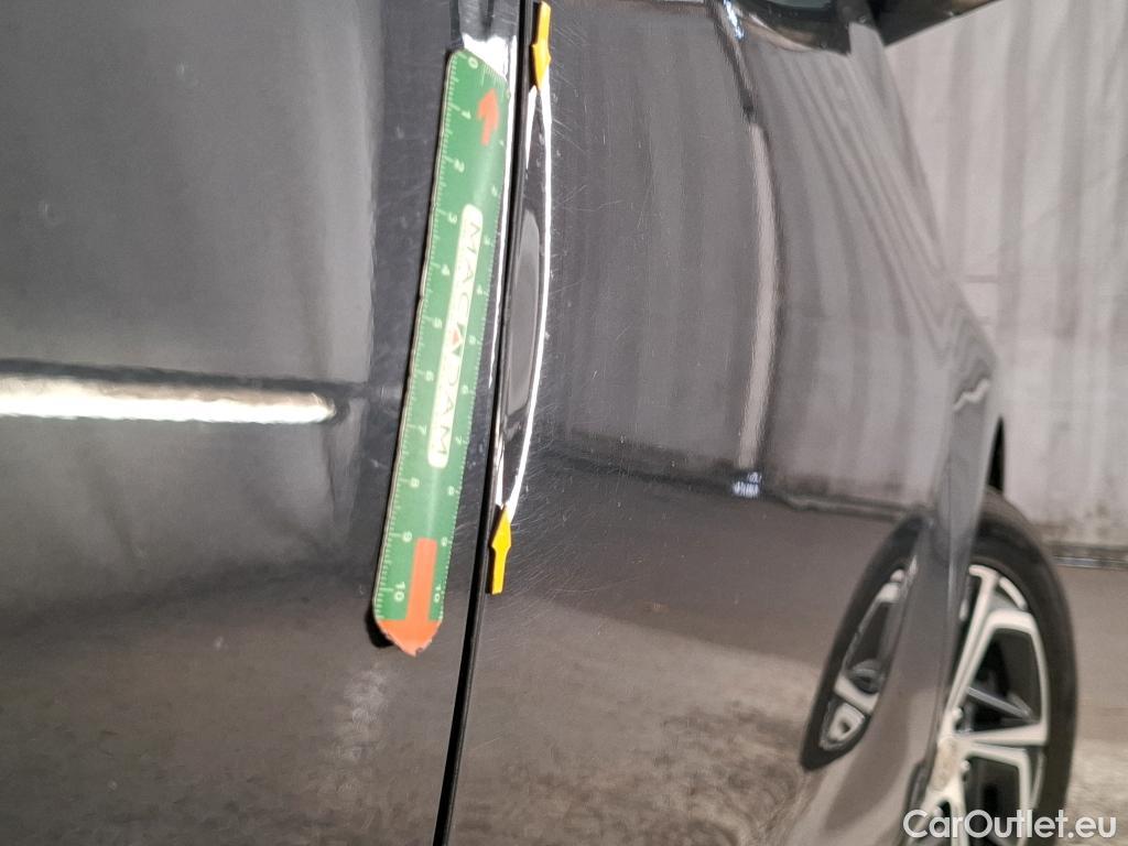  Hyundai  i30  cw Business 1.6 CRDi 115CV BVA7 E6d #17