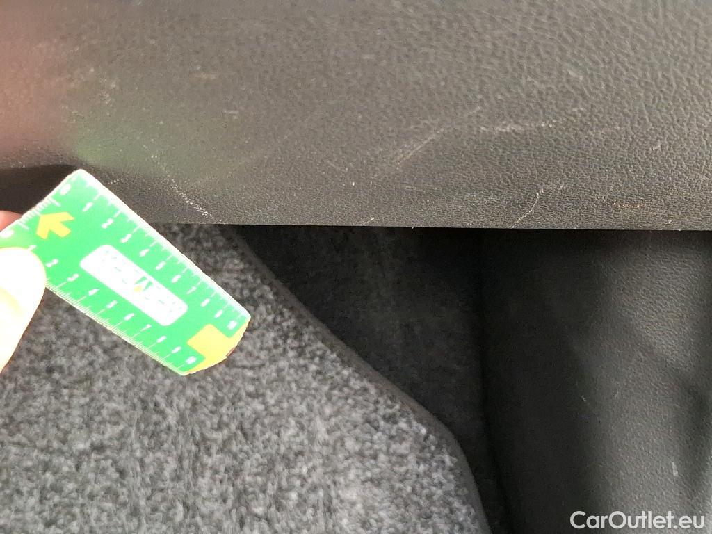  Hyundai  i30  cw Business 1.6 CRDi 115CV BVA7 E6d #62