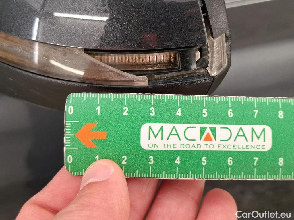  Hyundai  i30  cw Business 1.6 CRDi 115CV BVA7 E6d #48