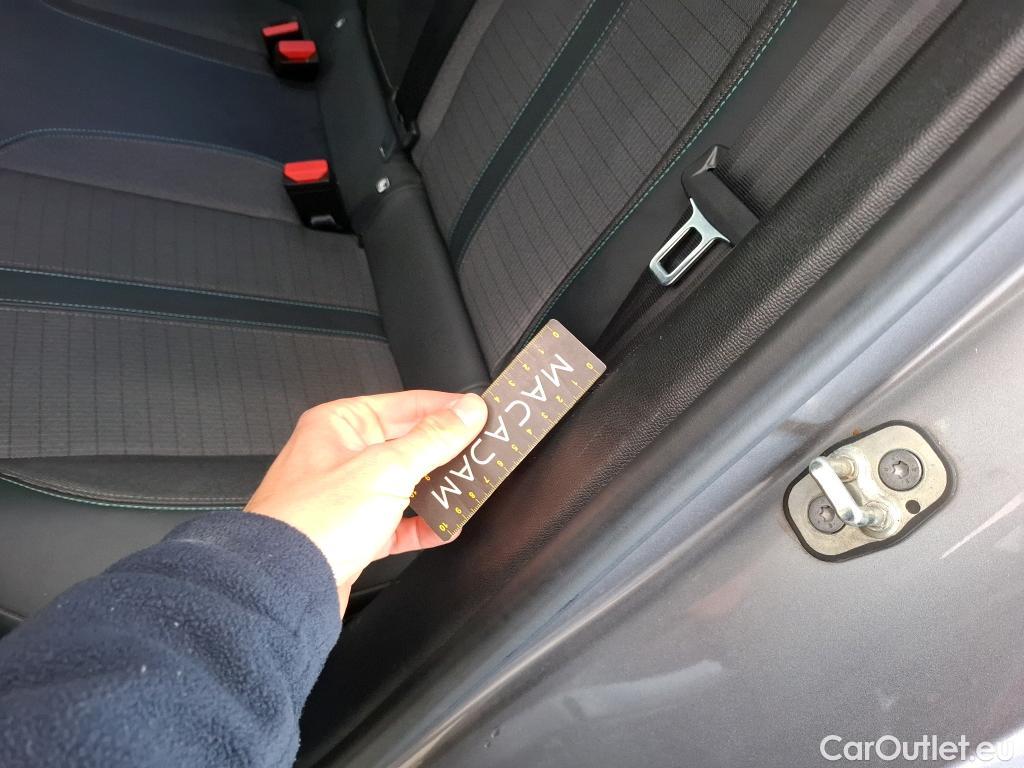  Peugeot  2008  Allure Business 1.5 HDi 110CV BVM6 E6d #11