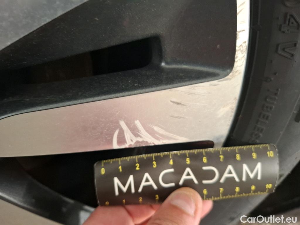  Peugeot  308 PEUGEOT  / 2017 / 5P / Berline BlueHDi 130 EAT8 S&S ALLURE BUSINESS #21