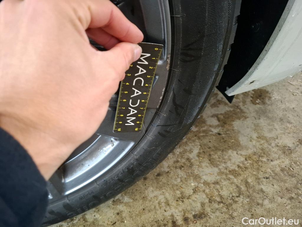  Peugeot  308  Active Pack 1.5 HDi 130CV BVM6 E6d #59