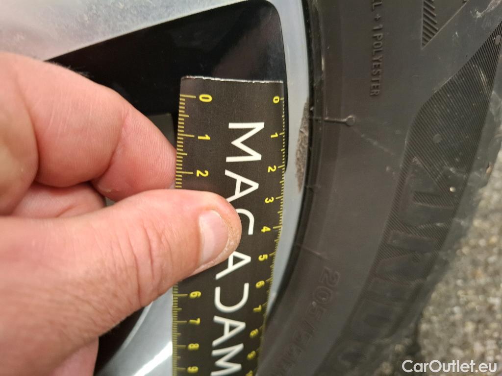  Peugeot  308 PEUGEOT  / 2017 / 5P / Berline BlueHDi 130 EAT8 S&S ALLURE BUSINESS #38