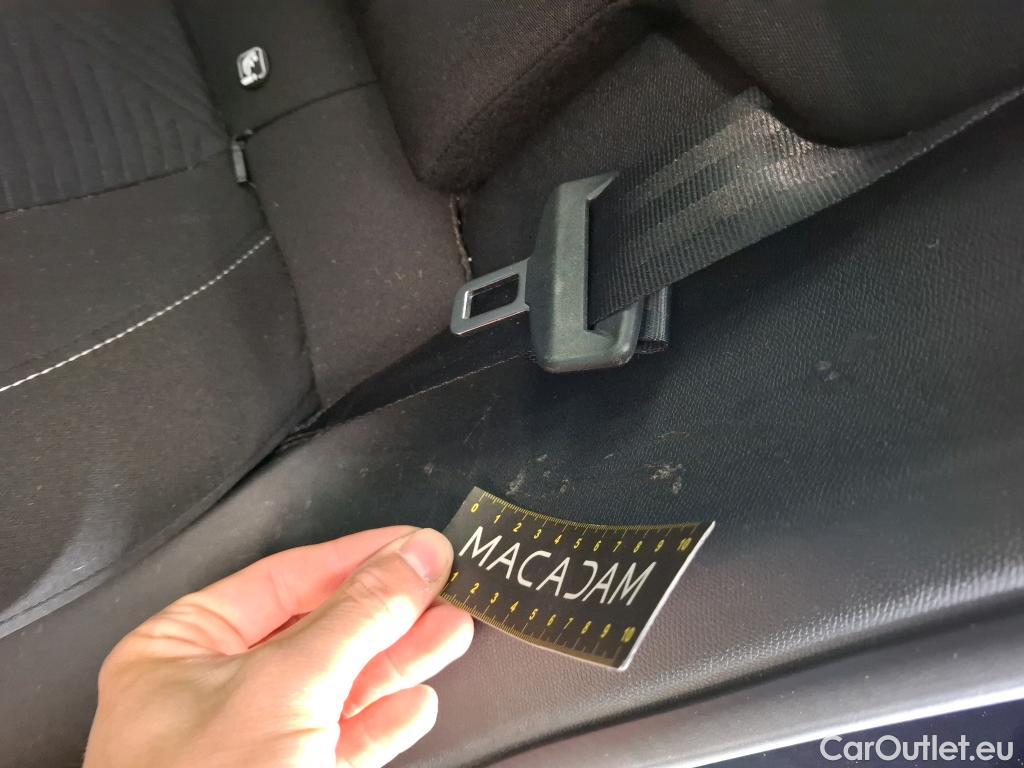  Peugeot  308 PEUGEOT  SW / 2021 / 5P / Break BlueHDi 130 ACTIVE PACK #32