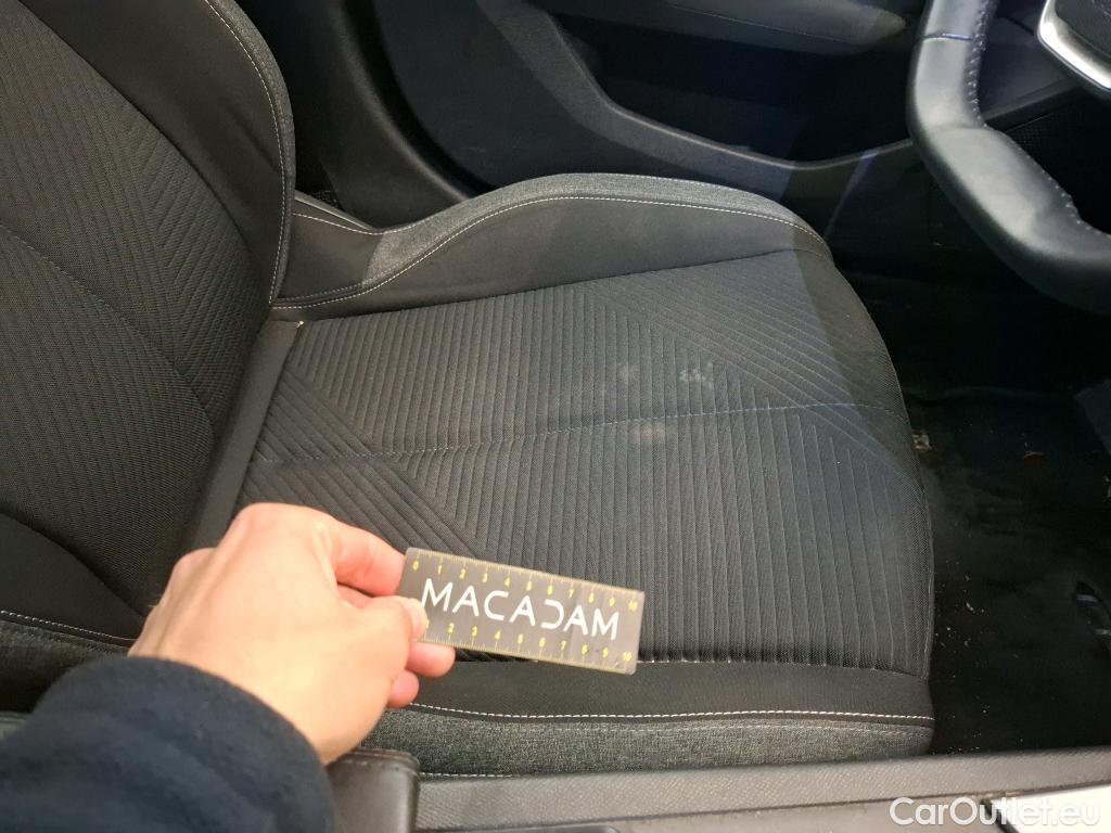  Peugeot  308  Active Pack 1.5 HDi 130CV BVM6 E6d #46