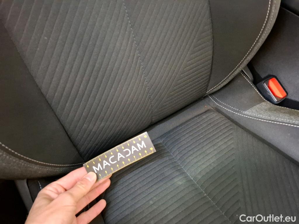  Peugeot  308 PEUGEOT  SW / 2021 / 5P / Break BlueHDi 130 ACTIVE PACK #25