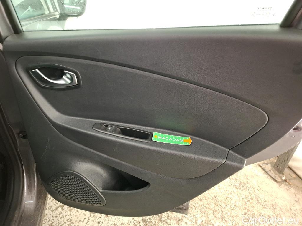  Renault  Captur RENAULT  5p Crossover Business dCi 90 - 18 #39