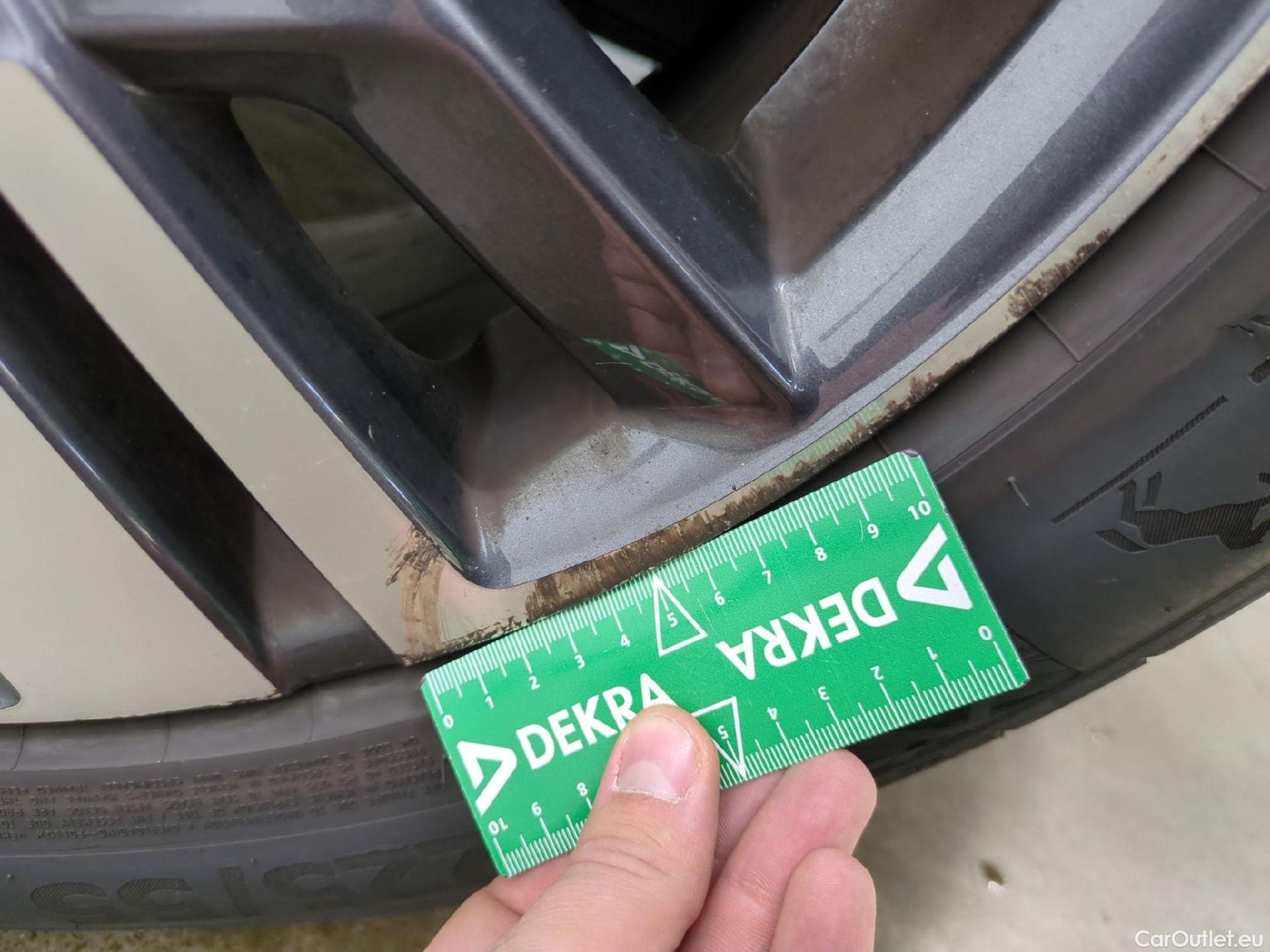  Peugeot  5008  Allure 1.5 HDi 130CV BVA8 7 Sieges E6d #18