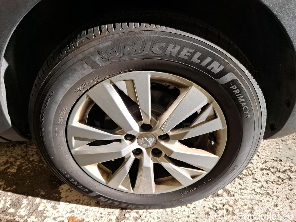  Peugeot  5008  Active Pack 1.5 HDi 130CV BVA8 7 Sieges E6d #18