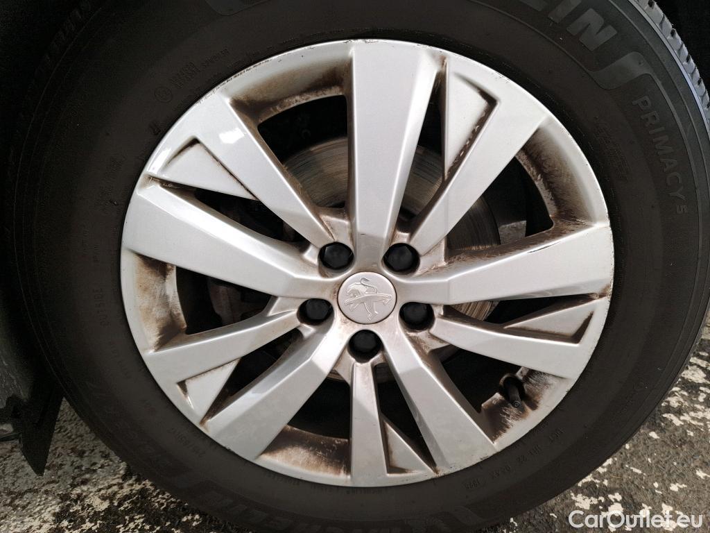  Peugeot  5008  Active Pack 1.5 HDi 130CV BVA8 7 Sieges E6d #24