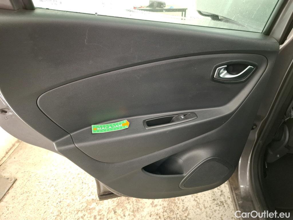  Renault  Captur RENAULT  5p Crossover Business dCi 90 - 18 #37