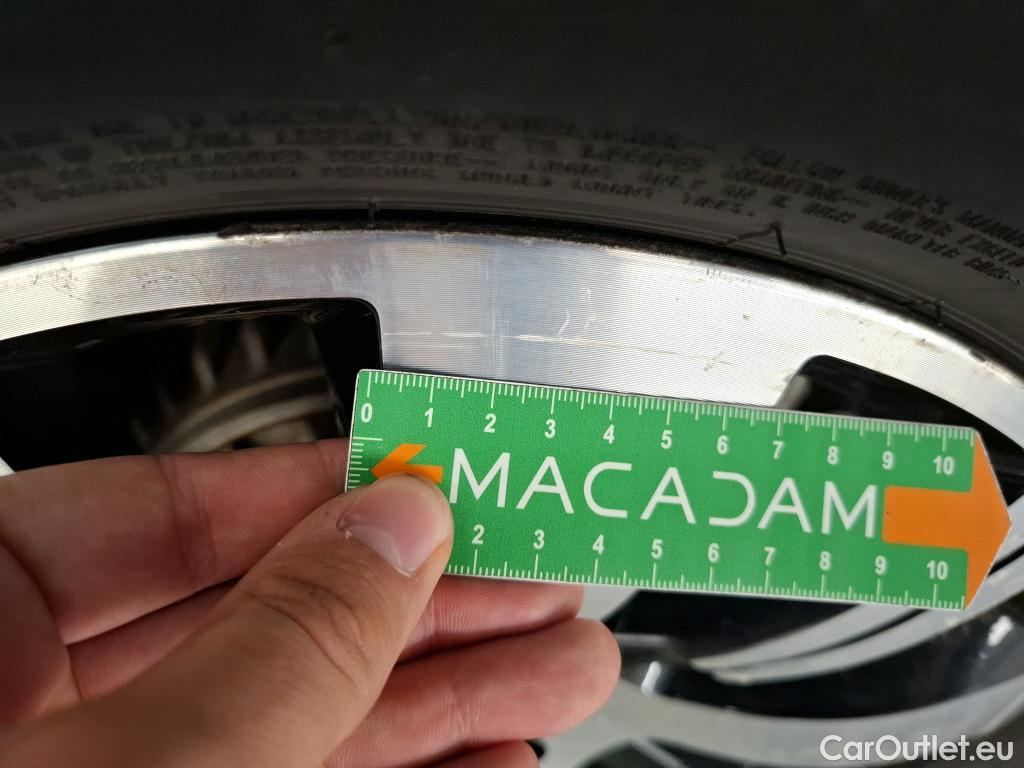  Renault  Captur RENAULT  5p Crossover Business dCi 90 - 18 #15